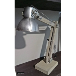 Lampa biurkowa drewniana żuraw - srebrna